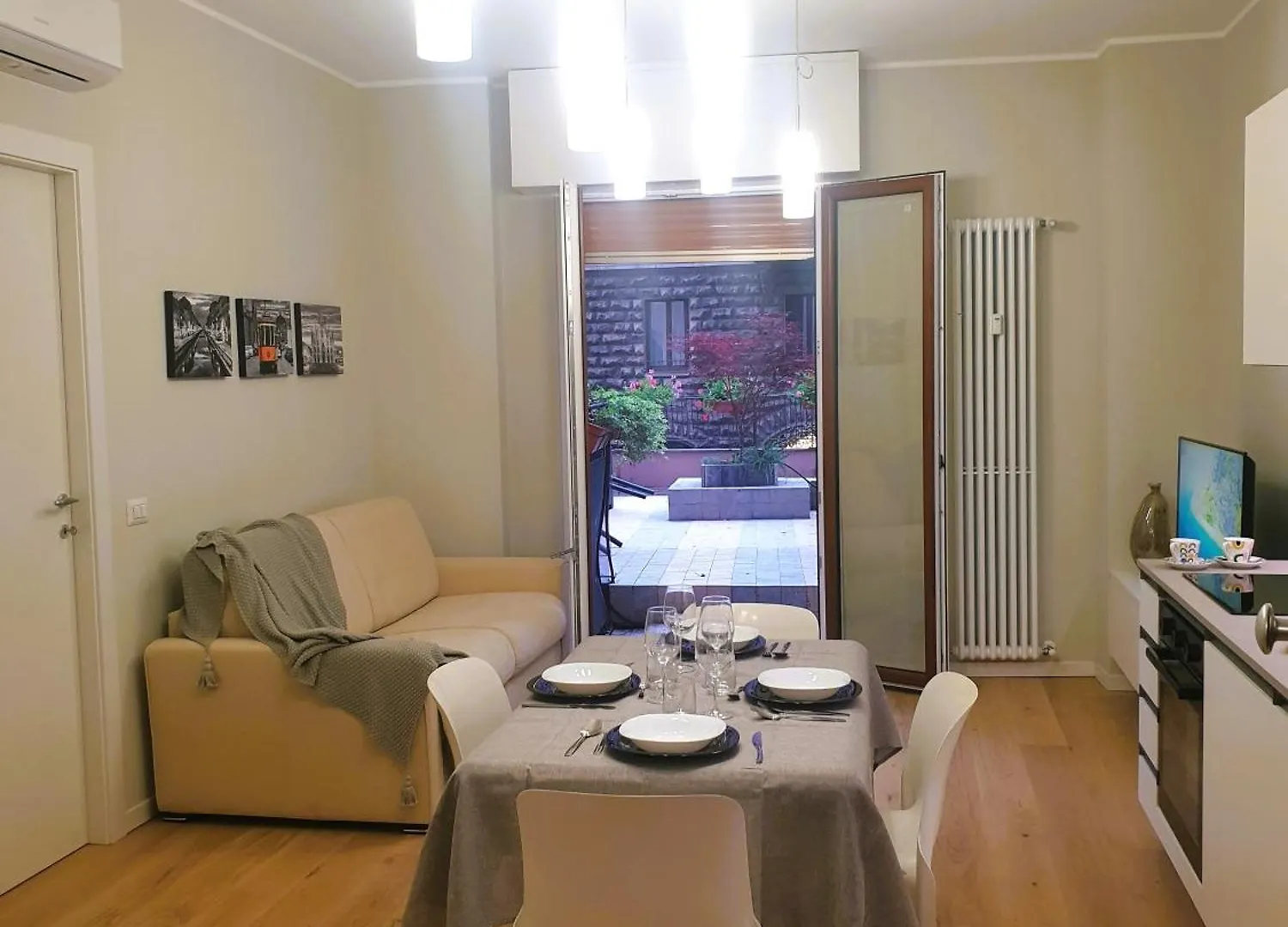Apartment Terrace Charming In Milano Centrale