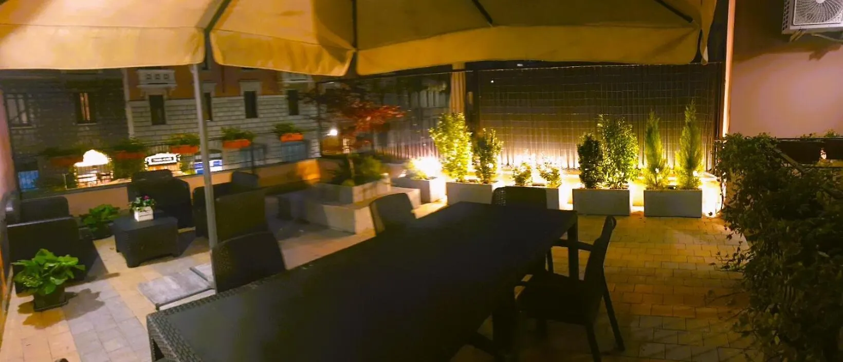 Apartment Terrace Charming In Milano Centrale Italy